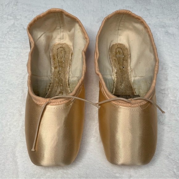 Freed of London Pointe Shoes Classic Deep Vamp SBTDV Diamond Maker Size 5XX - Picture 1 of 17